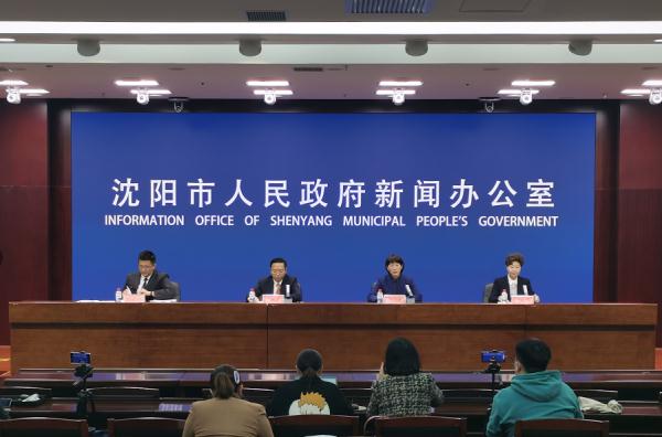 沈阳加强疫情防控，排查发热干咳等不适症状者，开展流调溯源