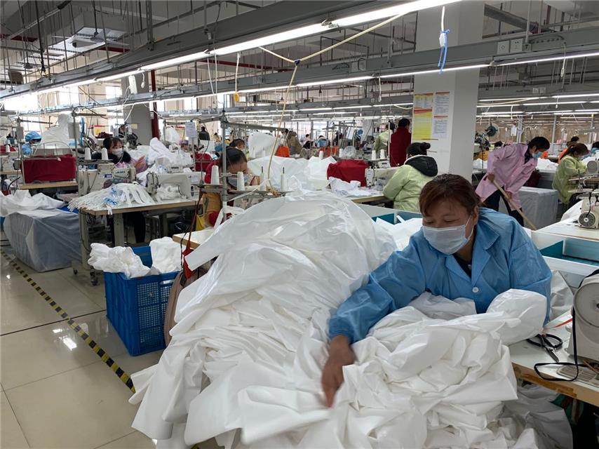 苏美达发挥优势转产扩能,全力保障疫情防控物资生产供应