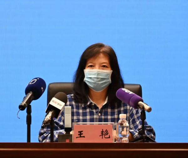 哈尔滨疫情防控:党员干部下沉助力,应对疫情传播