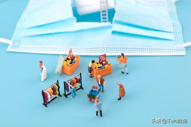 新冠疫情冲击下全球经济受何影响，各国政府企业咋应对？