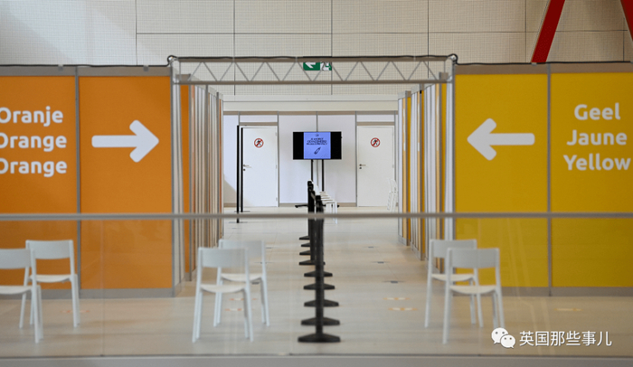 欧洲疫情大爆发,奥地利将强制全民接种新冠疫苗,不打面临牢狱之灾