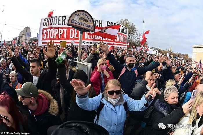 欧洲疫情大爆发,奥地利将强制全民接种新冠疫苗,不打面临牢狱之灾