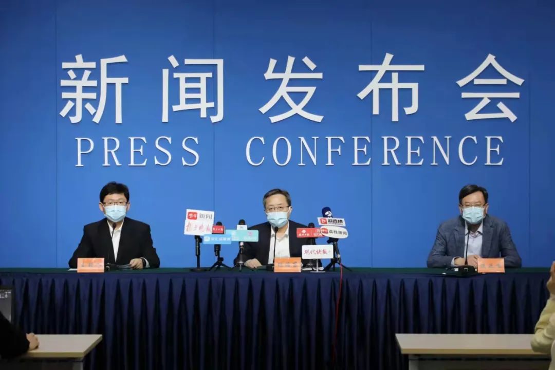 苏州召开疫情防控新闻发布会，通报最新情况及防控措施