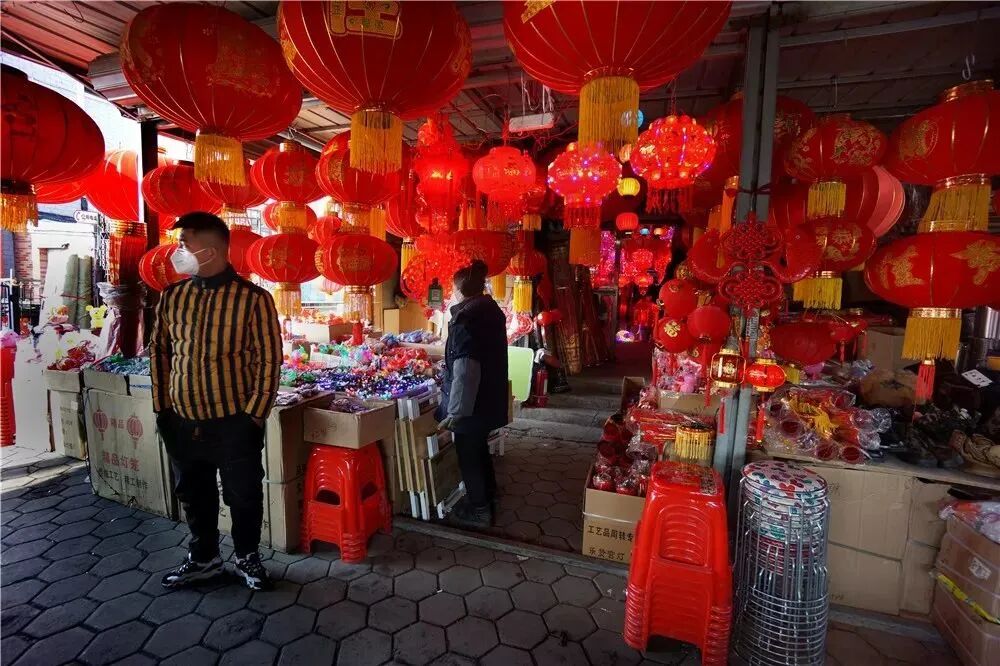 疫情爆发全国战：春节别样 共盼打赢防控阻击战与反思城镇化