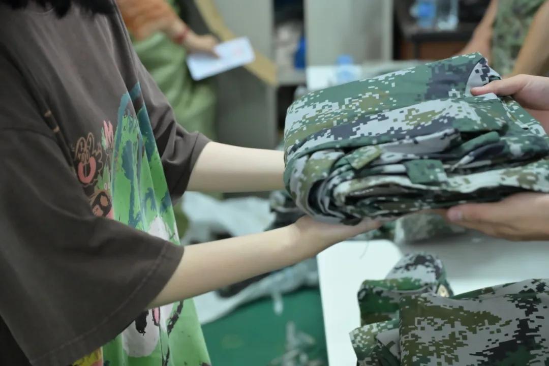 2024年大学军训全攻略:时间地点、物资准备与精彩内容