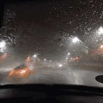 雨雪天开车注意啥？高速路上这些安全措施请收好