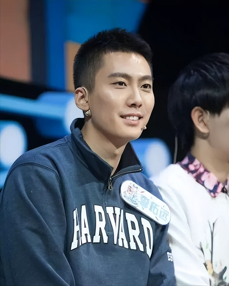 厦门高中生拒清华保送，高考冲刺期请假，最终却被耶鲁录取