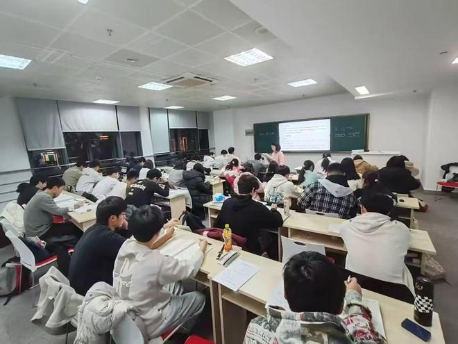 苏州高考培训机构,适配不同起点学生,教学管理规范资源优