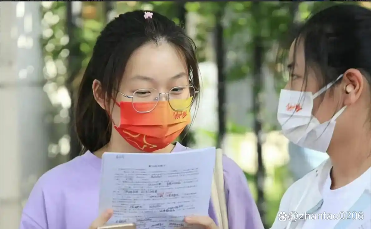 2024年高考四川戴思宇715分成裸分状元，成都七中实力彰显