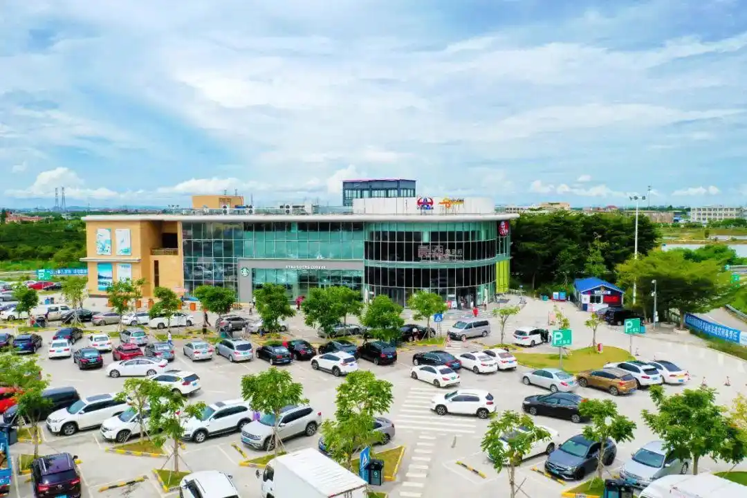 广澳高速民众服务区与沈海高速雅瑶服务区升级改造亮点多