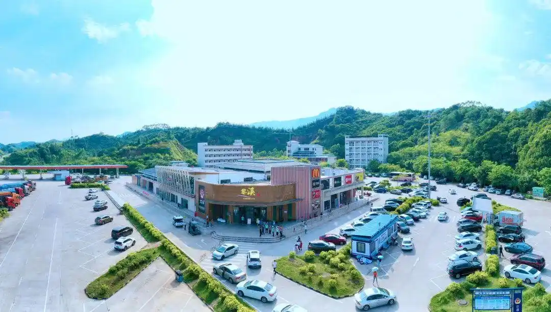 广澳高速民众服务区与沈海高速雅瑶服务区升级改造亮点多